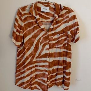 PISTOLA Animal Print Short Sleeve Blouse